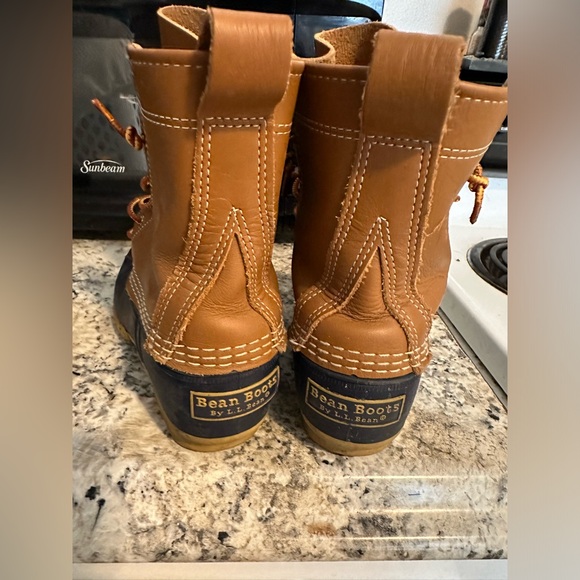 LLBean bean boots size 6 - Picture 2 of 6